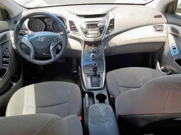 5NPDH4AE7GH667480 2016 HYUNDAI ELANTRA - Image 8