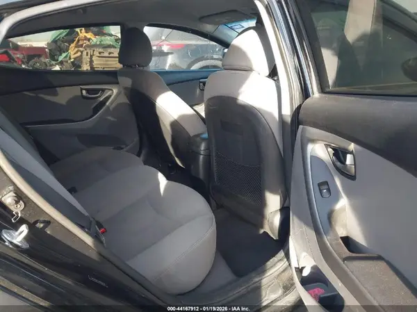 5NPDH4AE7GH669536 2016 HYUNDAI ELANTRA - Image 8