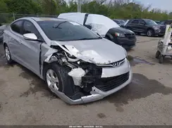 5NPDH4AE7GH669925 2016 HYUNDAI ELANTRA