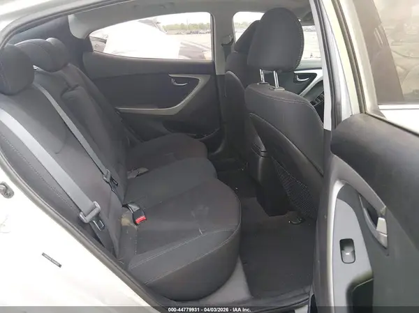 5NPDH4AE7GH669925 2016 HYUNDAI ELANTRA - Image 8