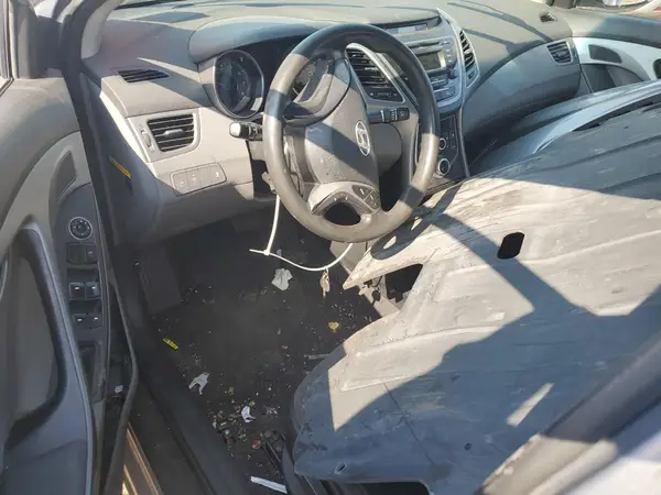 5NPDH4AE7GH670234 2016 HYUNDAI ELANTRA - Image 8