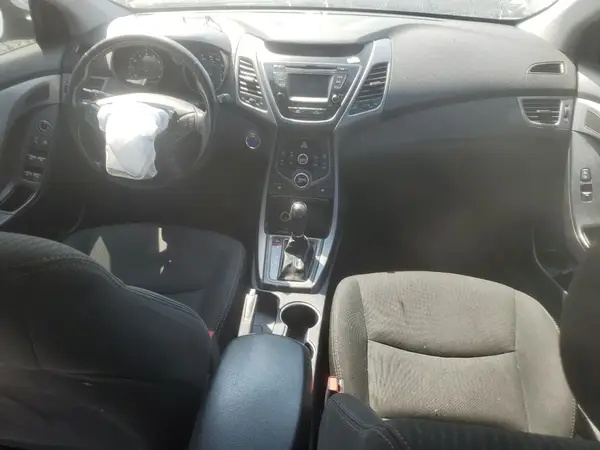 5NPDH4AE7GH670511 2016 HYUNDAI ELANTRA - Image 8