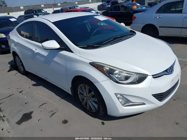 5NPDH4AE7GH671870 2016 HYUNDAI ELANTRA - Image 1