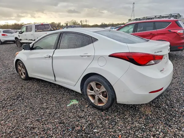 5NPDH4AE7GH673845 2016 HYUNDAI ELANTRA - Image 2