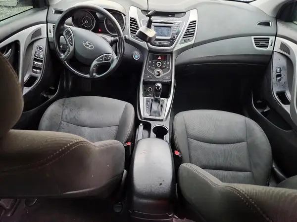 5NPDH4AE7GH673845 2016 HYUNDAI ELANTRA - Image 8