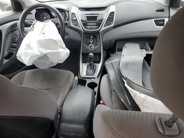 5NPDH4AE7GH674896 2016 HYUNDAI ELANTRA - Image 8