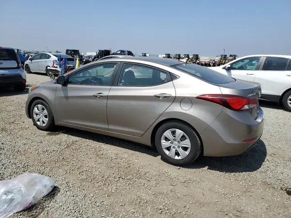 5NPDH4AE7GH675286 2016 HYUNDAI ELANTRA - Image 2