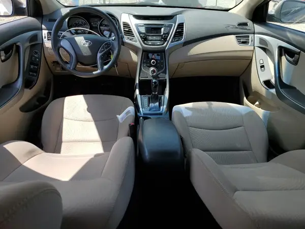 5NPDH4AE7GH675286 2016 HYUNDAI ELANTRA - Image 8