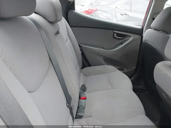 5NPDH4AE7GH677216 2016 HYUNDAI ELANTRA - Image 8