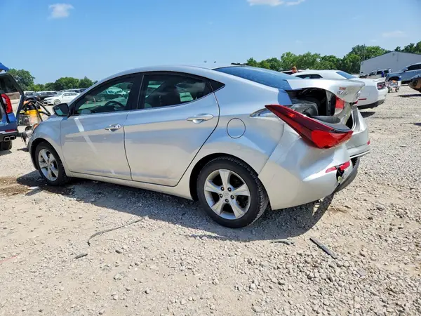 5NPDH4AE7GH678592 2016 HYUNDAI ELANTRA - Image 2