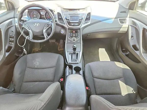 5NPDH4AE7GH678592 2016 HYUNDAI ELANTRA - Image 8
