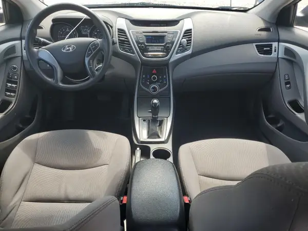 5NPDH4AE7GH679631 2016 HYUNDAI ELANTRA - Image 8