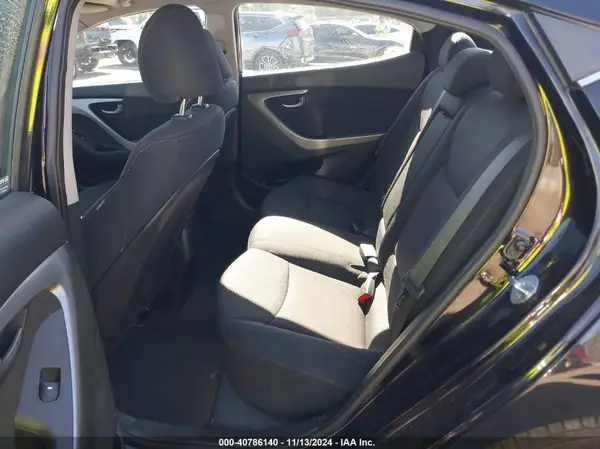 5NPDH4AE7GH679743 2016 HYUNDAI ELANTRA - Image 8