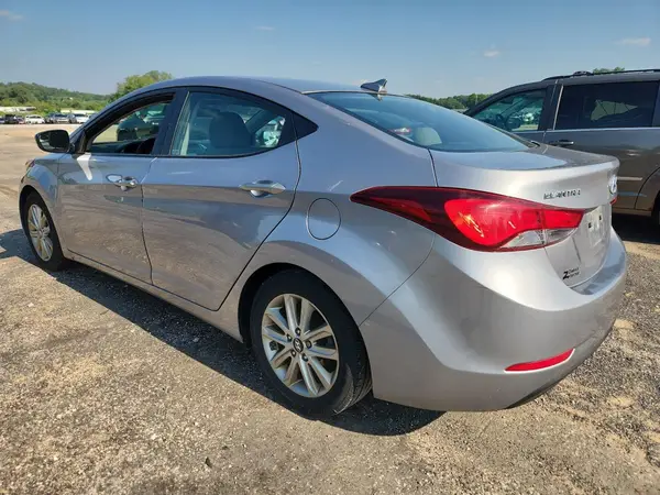 5NPDH4AE7GH680357 2016 HYUNDAI ELANTRA - Image 2