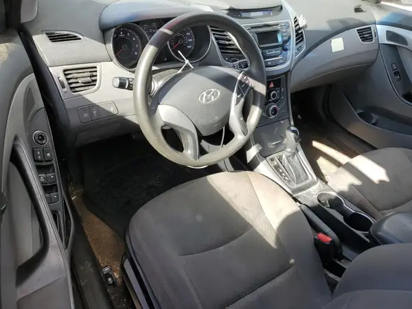 5NPDH4AE7GH680665 2016 HYUNDAI ELANTRA - Image 8