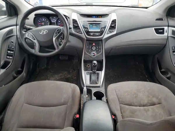 5NPDH4AE7GH682450 2016 HYUNDAI ELANTRA - Image 8