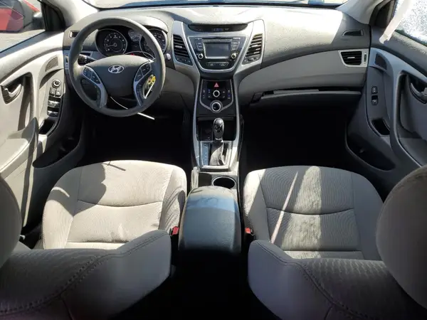 5NPDH4AE7GH684764 2016 HYUNDAI ELANTRA - Image 8