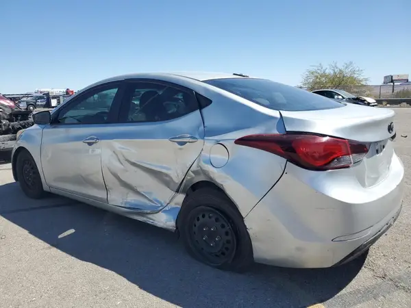 5NPDH4AE7GH685199 2016 HYUNDAI ELANTRA - Image 2