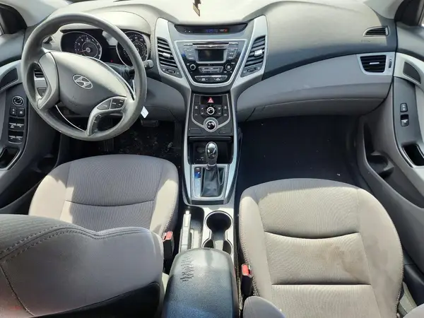 5NPDH4AE7GH686501 2016 HYUNDAI ELANTRA - Image 8