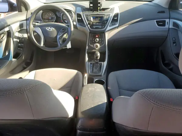 5NPDH4AE7GH686840 2016 HYUNDAI ELANTRA - Image 8