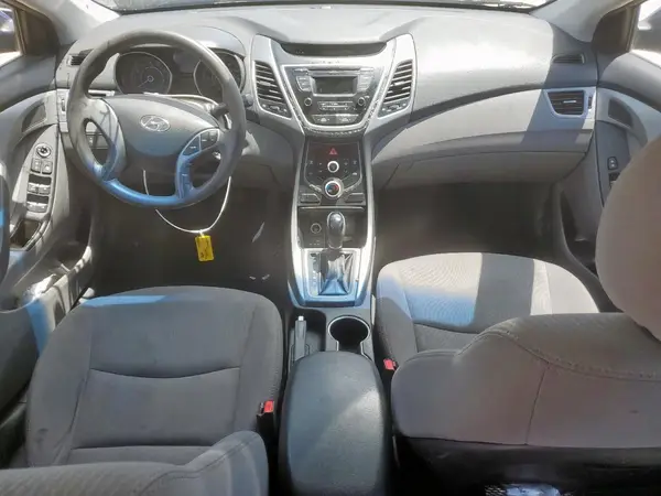 5NPDH4AE7GH687406 2016 HYUNDAI ELANTRA - Image 8