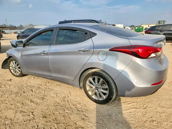 5NPDH4AE7GH692198 2016 HYUNDAI ELANTRA - Image 2