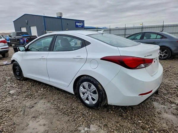 5NPDH4AE7GH693626 2016 HYUNDAI ELANTRA - Image 2