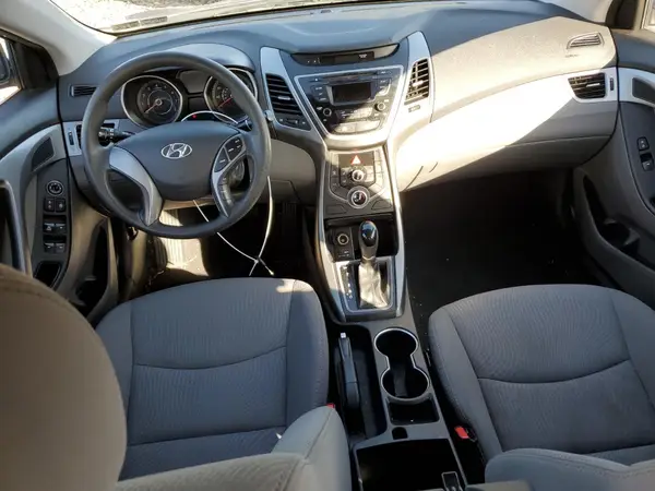 5NPDH4AE7GH693836 2016 HYUNDAI ELANTRA - Image 8