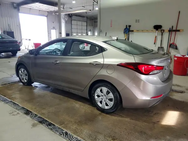5NPDH4AE7GH694954 2016 HYUNDAI ELANTRA - Image 2