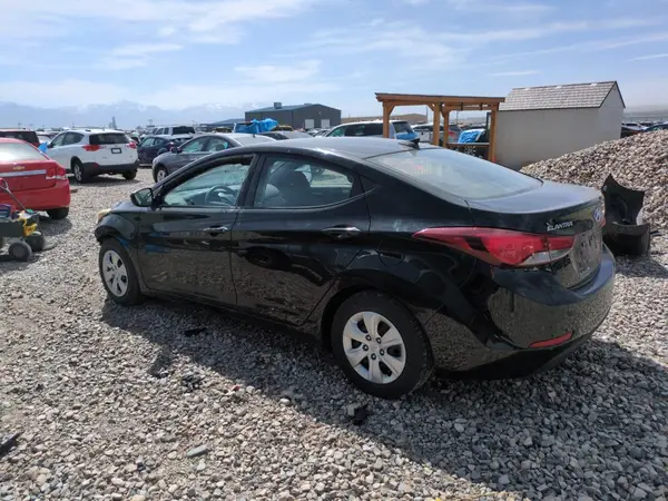 5NPDH4AE7GH695618 2016 HYUNDAI ELANTRA - Image 2