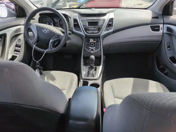 5NPDH4AE7GH695618 2016 HYUNDAI ELANTRA - Image 8