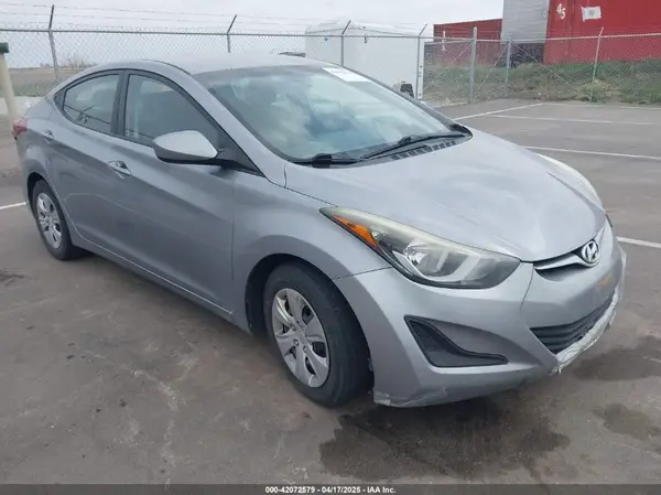 5NPDH4AE7GH696249 2016 HYUNDAI ELANTRA - Image 1