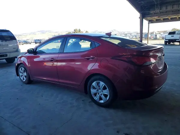 5NPDH4AE7GH696347 2016 HYUNDAI ELANTRA - Image 2