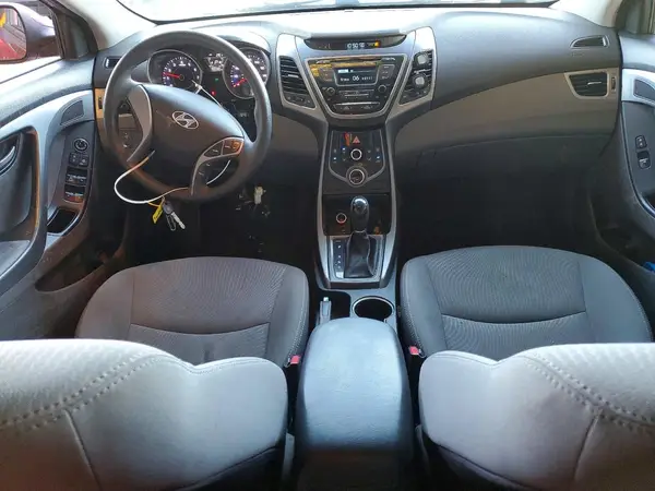 5NPDH4AE7GH696347 2016 HYUNDAI ELANTRA - Image 8