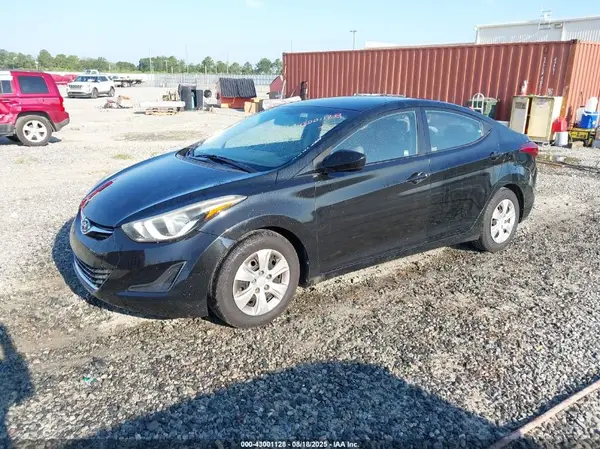 5NPDH4AE7GH696364 2016 HYUNDAI ELANTRA - Image 2