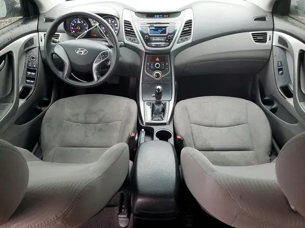 5NPDH4AE7GH696624 2016 HYUNDAI ELANTRA - Image 8