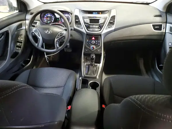 5NPDH4AE7GH697885 2016 HYUNDAI ELANTRA - Image 8