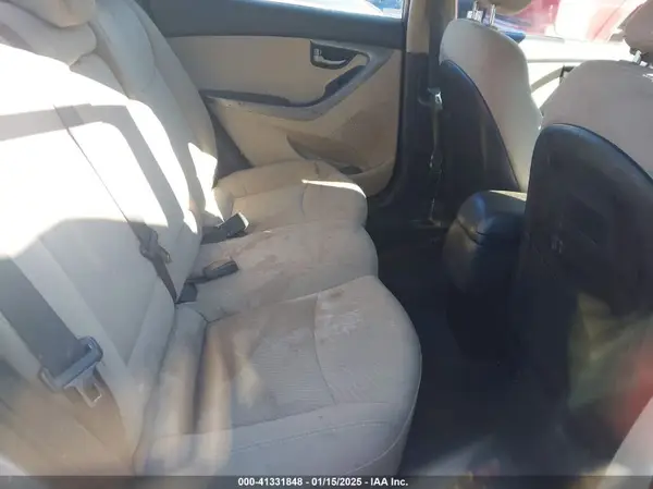 5NPDH4AE7GH699166 2016 HYUNDAI ELANTRA - Image 8