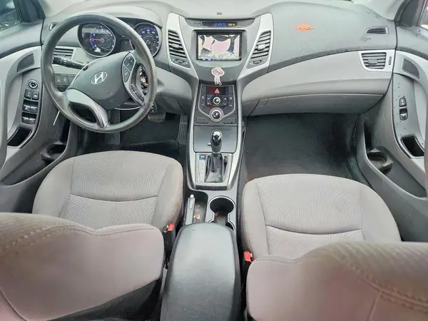 5NPDH4AE7GH700557 2016 HYUNDAI ELANTRA - Image 8