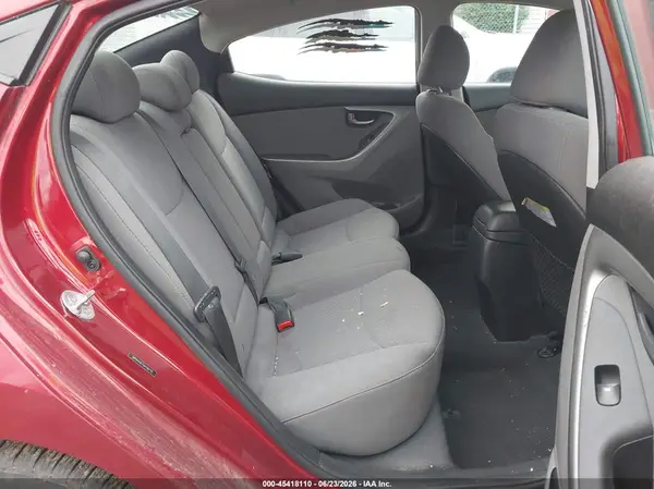 5NPDH4AE7GH700770 2016 HYUNDAI ELANTRA - Image 8