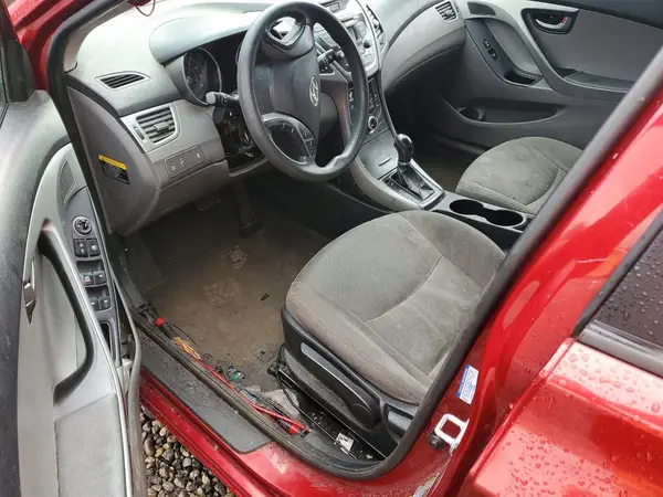 5NPDH4AE7GH700929 2016 HYUNDAI ELANTRA - Image 8
