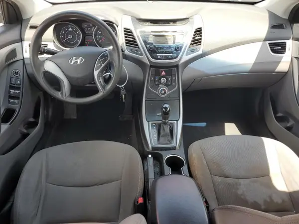 5NPDH4AE7GH701904 2016 HYUNDAI ELANTRA - Image 8
