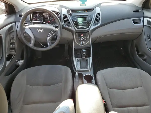 5NPDH4AE7GH702986 2016 HYUNDAI ELANTRA - Image 8