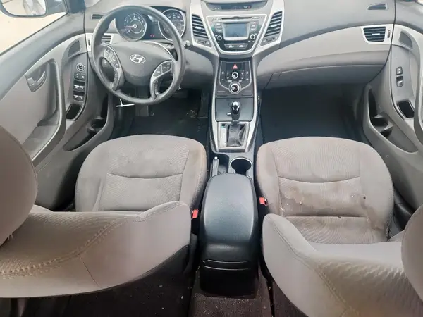 5NPDH4AE7GH703197 2016 HYUNDAI ELANTRA - Image 8