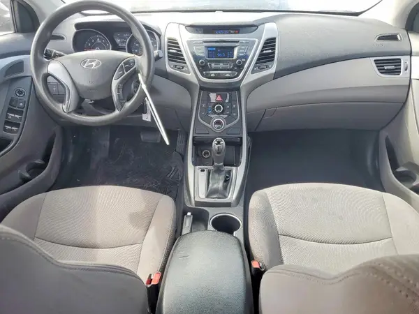 5NPDH4AE7GH703751 2016 HYUNDAI ELANTRA - Image 8
