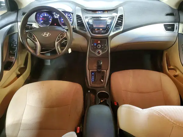 5NPDH4AE7GH704043 2016 HYUNDAI ELANTRA - Image 8