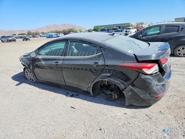 5NPDH4AE7GH704365 2016 HYUNDAI ELANTRA - Image 2