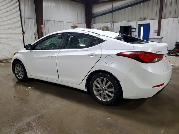 5NPDH4AE7GH704446 2016 HYUNDAI ELANTRA - Image 2