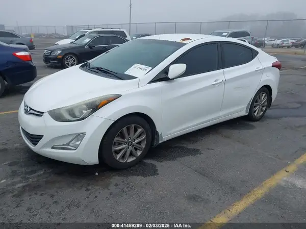 5NPDH4AE7GH704964 2016 HYUNDAI ELANTRA - Image 2