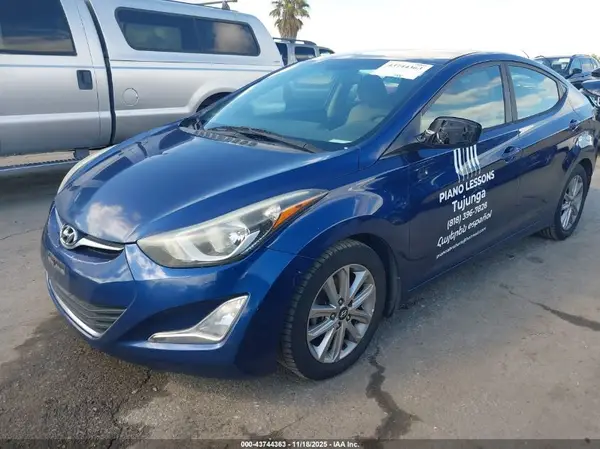 5NPDH4AE7GH705709 2016 HYUNDAI ELANTRA - Image 2